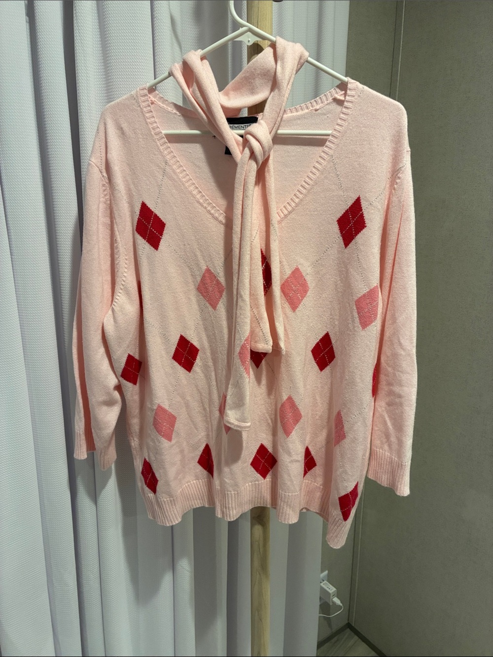 Women's Pink Argyle V-Neck Sweater with Neck Tie